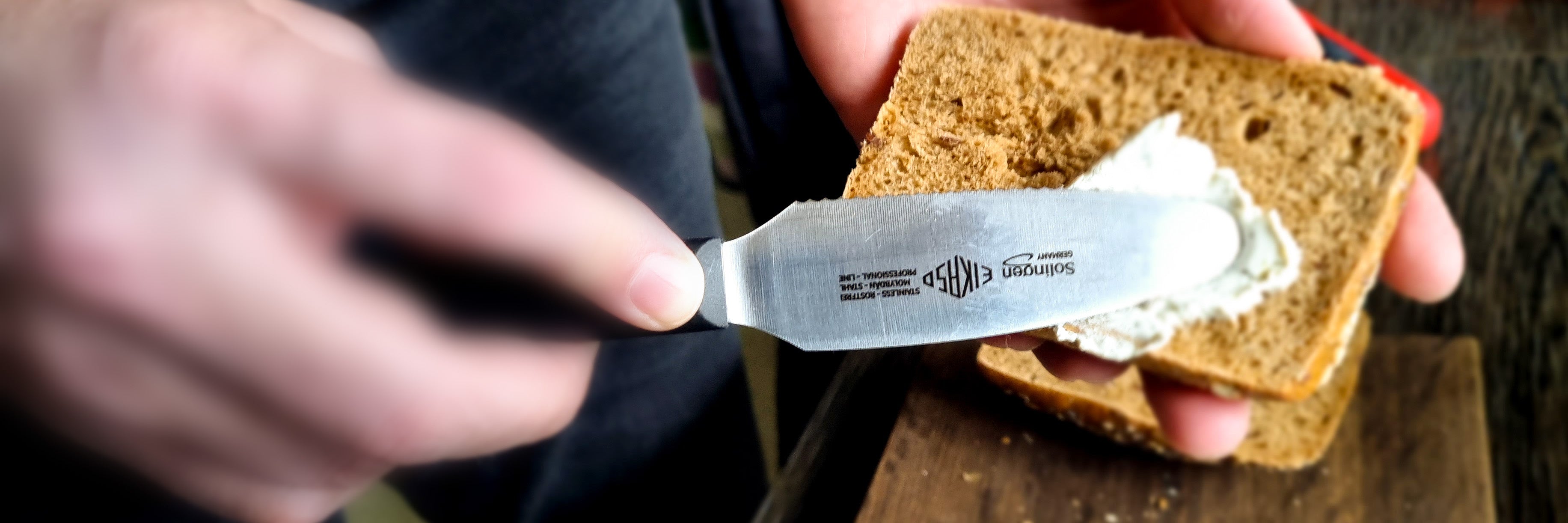 Brot- und Brötchenmesser