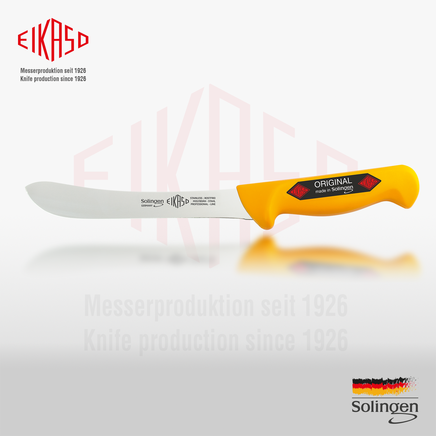 Solinger Metzgermesser Gesamtansicht: Das Eikaso Sortiermesser 21cm aus Molybdänstahl 1.4116 komplett auf hellem Studio-Grund.