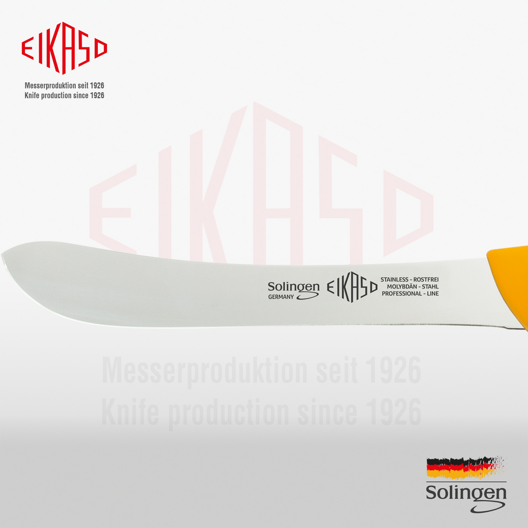 Die stabile Klinge des Eikaso Sortiermessers 21cm in der Nahaufnahme. Der rostfreie Molybdänstahl 1.4116 garantiert höchste Schnitthaltigkeit.
